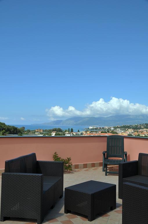 Residence Gli Ulivi Di Eolo Сапри Екстериор снимка
