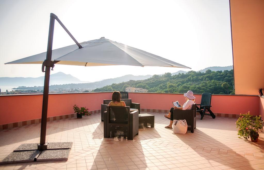 Residence Gli Ulivi Di Eolo Сапри Екстериор снимка
